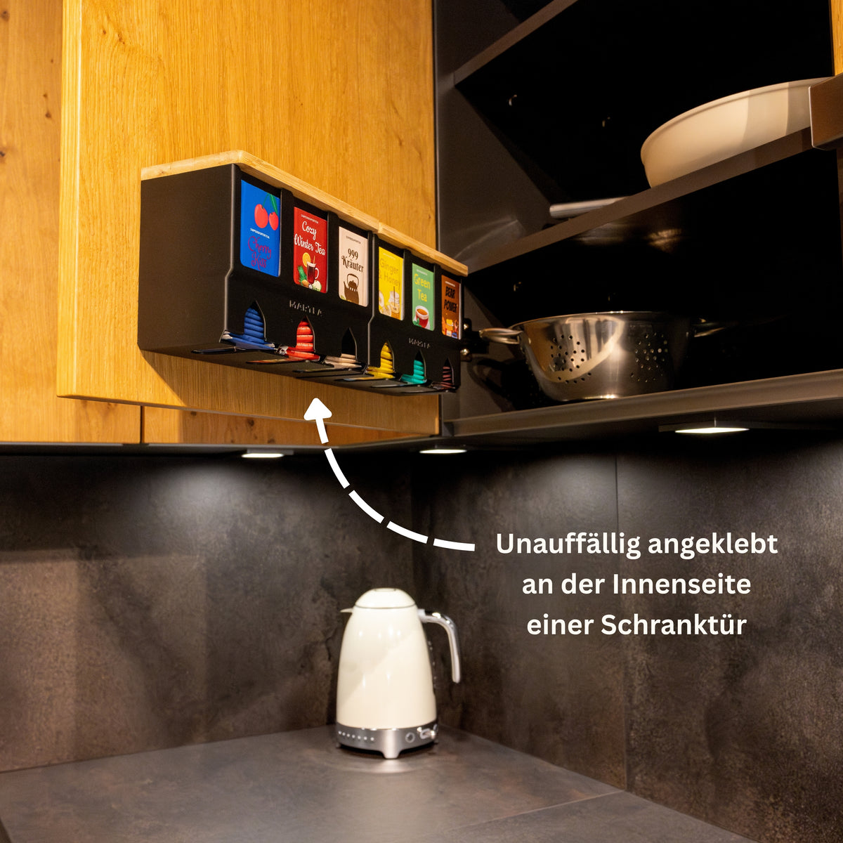 Teehalter_schwarz_Teebox_im_Schrank_Schranktuer_ankleben